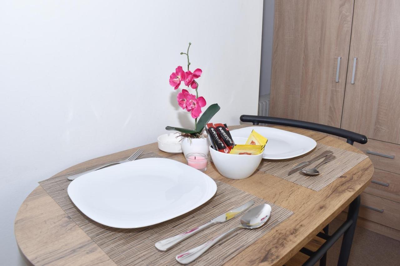 Apartman Ippon トレビニエ エクステリア 写真